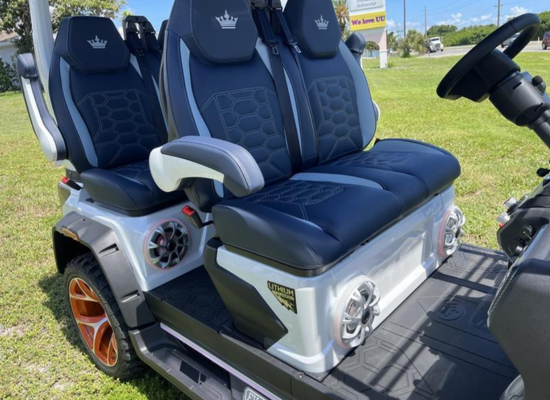 Evolution D-Max XT4 Golf Cart